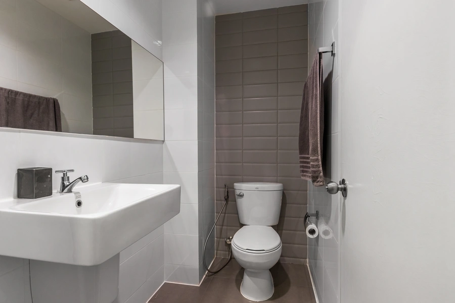 How To Maximize Space In A Small Bathroom Remodel in Princeton TX